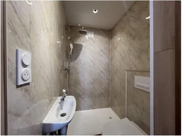 Private room at Nîmes, 30000, image 11 of 13