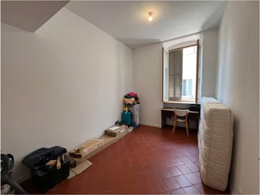 Private room at Nîmes, 30000, image 8 of 13