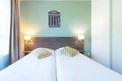 Chambre privée en résidence à Nîmes, 30000, image 2 de 13