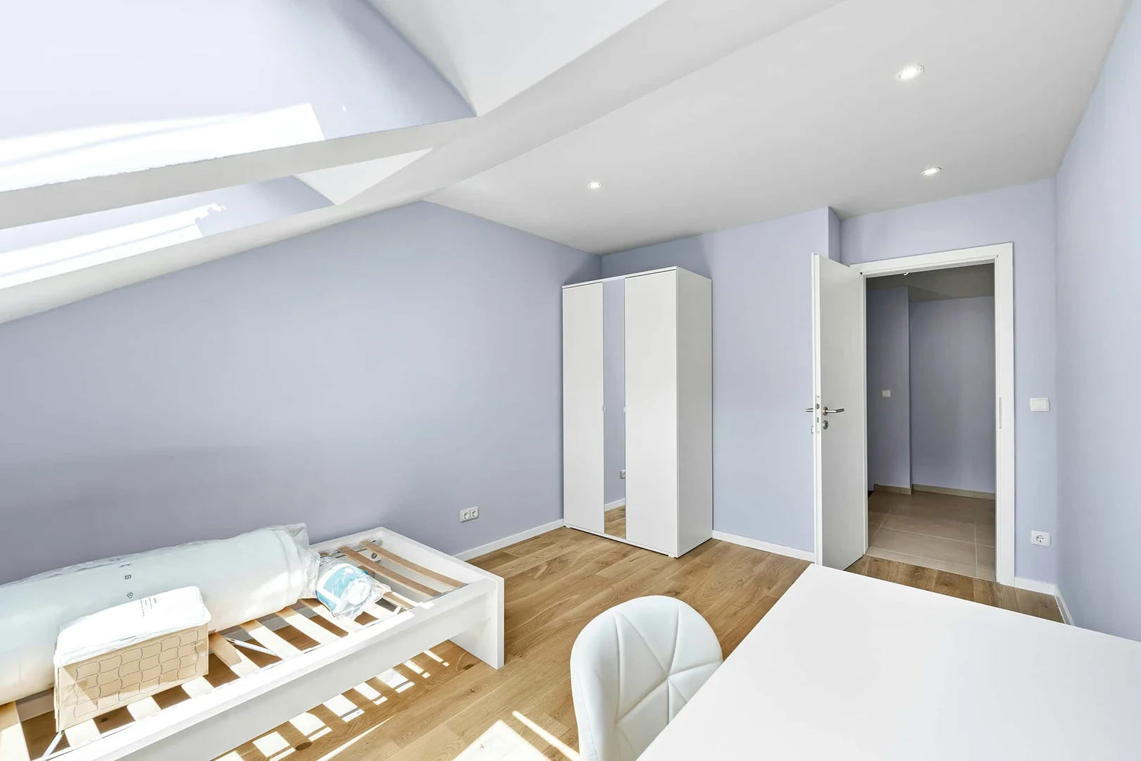 Quarto acolhedor para estudantes disponível em 