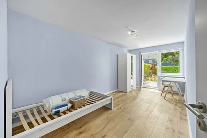 Quarto privado em Sandgrubenweg, 81737 München-Ramersdorf-Perlach, Germany, imagem 2 de 17