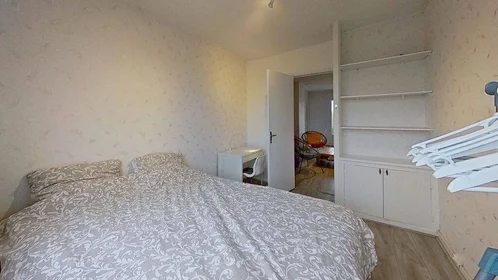 Habitación privada en Rouen, 76100, imagen 1 de 10