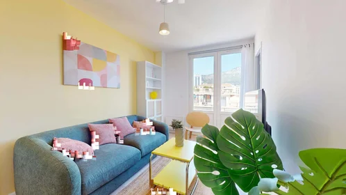 Quarto privado em 44 Av. Alfred Nobel, 83100 Toulon, France, imagem 13 de 16
