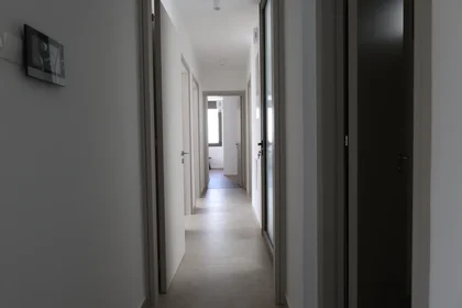 Entire apartment at Aitolon 8, image 9 of 31
