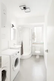 Private room at Theresienstraße, Maxvorstadt, image 8 of 9