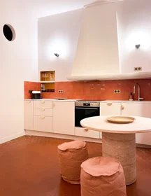 Entire apartment at Rue du Jésus 6, image 9 of 21