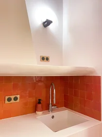 Entire apartment at Rue du Jésus 6, image 10 of 21