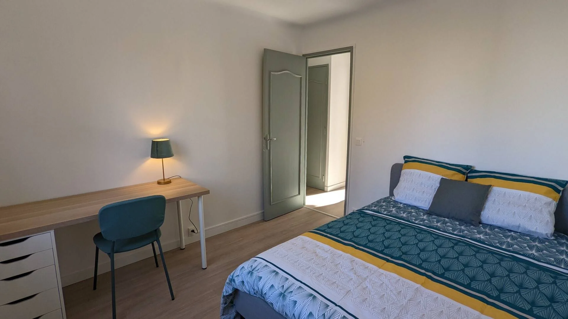 Habitación para estudiantes en  con modernas comodidades