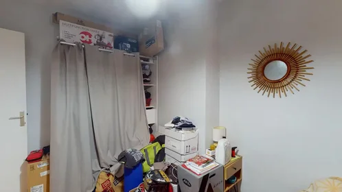 Chambre privée à Rue Lafayette, Centre Ville/Rive Gauche, image 3 de 10