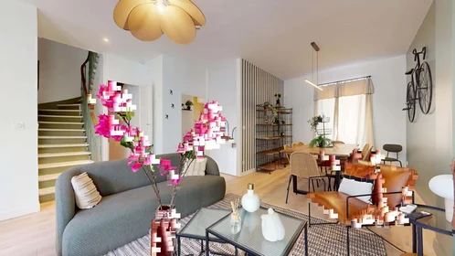 Chambre privée à 47 Cr du Médoc, 33300 Bordeaux, France, image 8 de 27