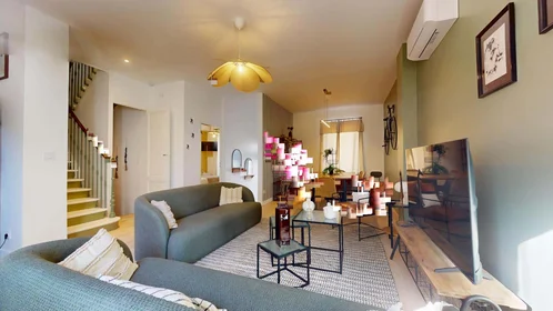 Chambre privée à 47 Cr du Médoc, 33300 Bordeaux, France, image 9 de 27