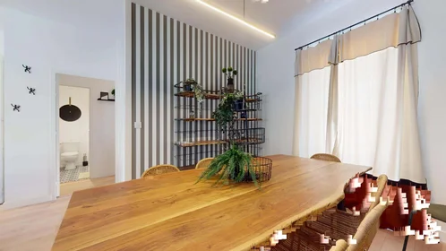 Chambre privée à 47 Cr du Médoc, 33300 Bordeaux, France, image 10 de 27