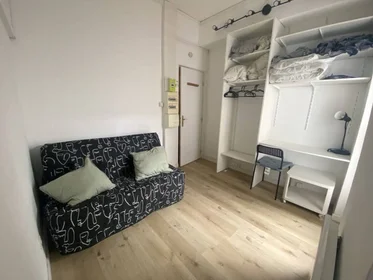 Quarto privado em Valenciennes, 59300, imagem 1 de 5