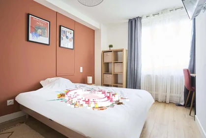 Habitación privada en 32 Rue d'Arras, 59000 Lille, France, imagen 1 de 10