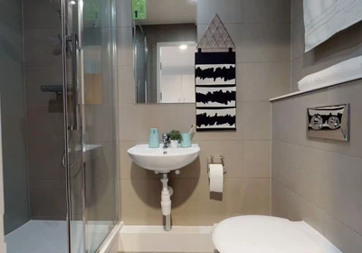 Habitación privada en 240 Bath St, Glasgow G2 4JW, United Kingdom, imagen 36 de 48