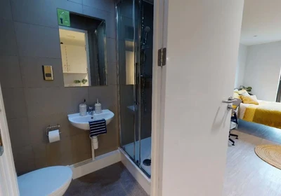 Habitación privada en 240 Bath St, Glasgow G2 4JW, United Kingdom, imagen 41 de 48