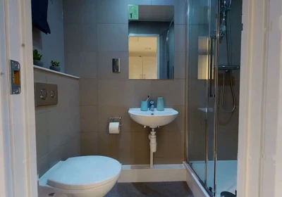 Habitación privada en 240 Bath St, Glasgow G2 4JW, United Kingdom, imagen 42 de 48