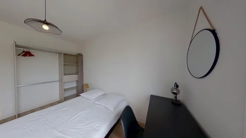 Habitación privada en 8 Avenue Rubillard, imagen 11 de 34