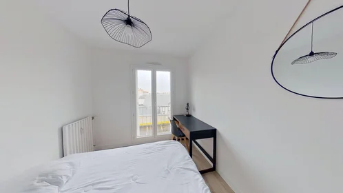 Habitación privada en 8 Avenue Rubillard, imagen 29 de 34