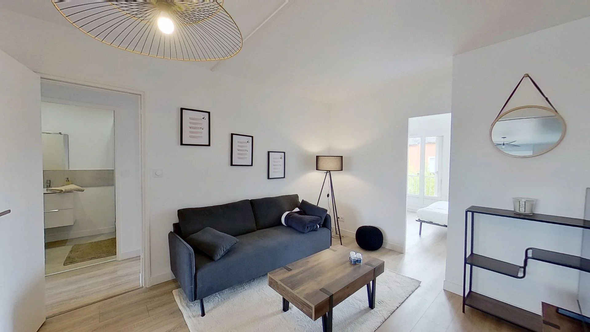Habitación asequible para estudiantes con buena iluminación en 