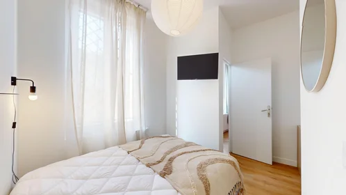 Stanza privata in 53 rue de la Réole, immagine 14 di 18