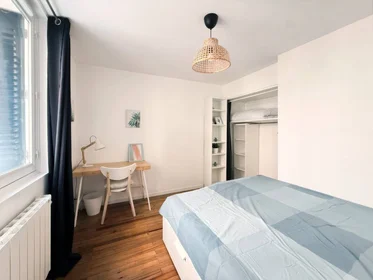 Quarto privado em Villeurbanne, 69100, imagem 1 de 10