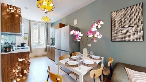 Stanza privata in 53 Rue de la Réole, 33800 Bordeaux, France, immagine 11 di 18