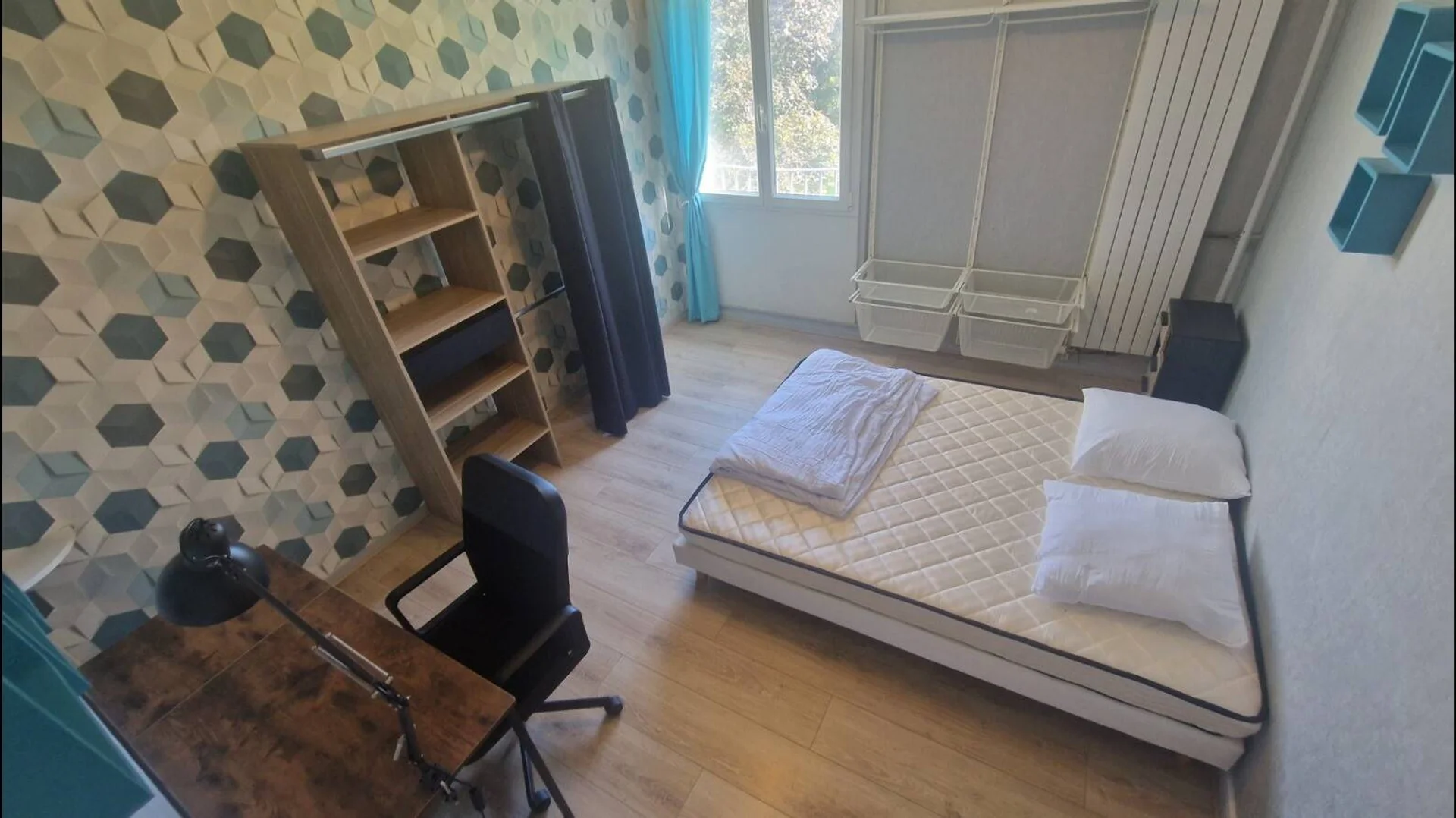 Habitación para estudiantes en  con modernas comodidades
