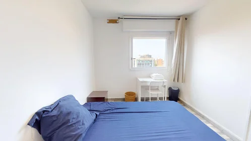 Privatzimmer in der 9 Rue Alphonse Laveran, bild 24 von 46