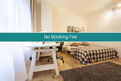 Private room at Corso del Popolo, 86, 30172 Venezia VE, Italia, image 1 of 14