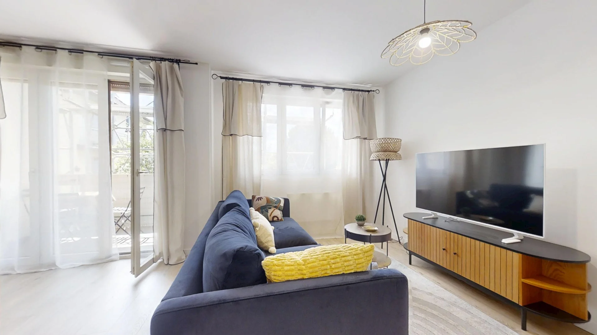 Cozy room for students available in 