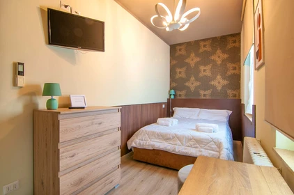 Chambre privée à Via Campagnol di Tombetta, 37134 Verona VR, Italy, image 3 de 12