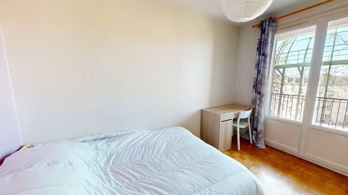 Prywatny pokój Boulevard Gambetta, Centre-Hôtel de Ville Emailleurs, obraz 2 10