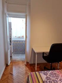 Stanza privata in Rua Barão Monte Pedral 7, immagine 11 di 26