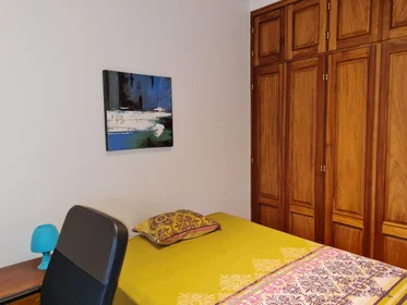 Stanza privata in Rua Barão Monte Pedral 7, immagine 14 di 26