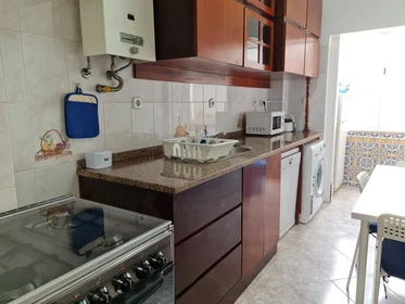 Stanza privata in Rua Barão Monte Pedral 7, immagine 18 di 26