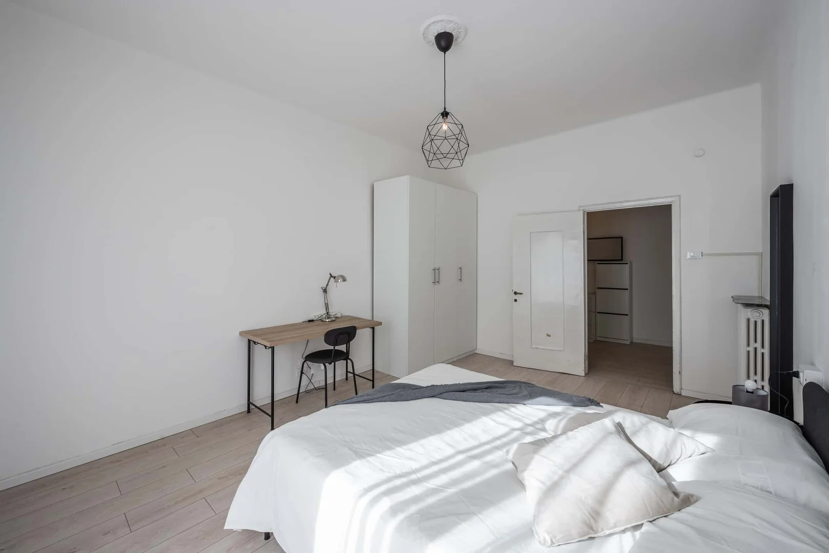 Budget-friendly student room close to campus in
