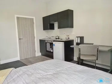 Stanza privata in Fenham Hall Drive, Newcastle, NE4 9YH, immagine 9 di 49