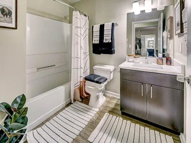 Appartamento intero in residence in 710 SW Depot Ave, Gainesville, FL 32601, USA , immagine 23 di 24