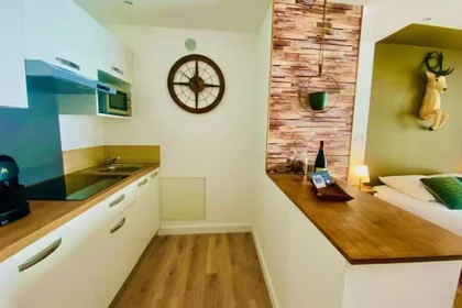 Privatzimmer in der Nîmes, 30900, bild 1 von 7