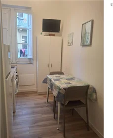 Habitación privada en Via Giuseppe Patricolo, imagen 12 de 23