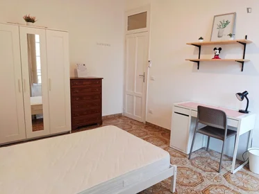 Habitación privada en Via Giuseppe Patricolo, imagen 5 de 23