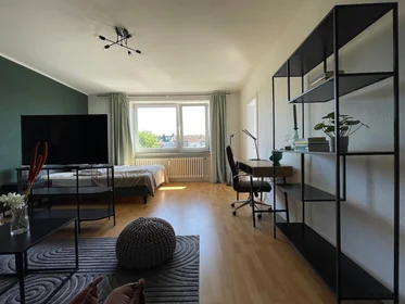 Logement entier à Waitzstraße, image 7 de 12