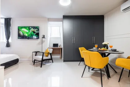 Entire apartment at Križeva ulica 8, image 7 of 20
