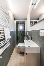 Całe miejsce Via Giuseppe la Farina, 16, 50132 Firenze FI, Italy, obraz 43 49