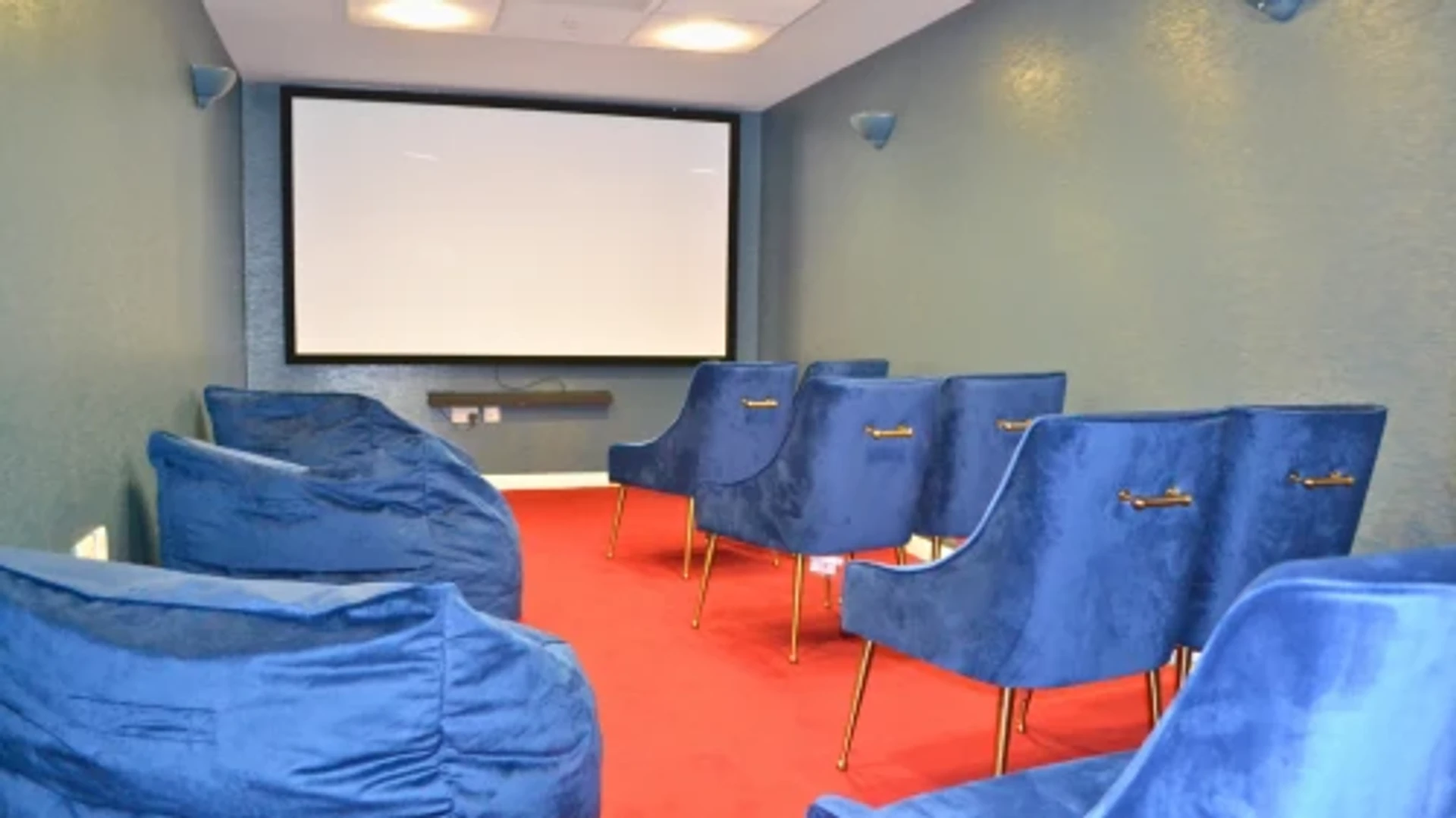 Chambre d'étudiant économique avec emplacement pratique dans 