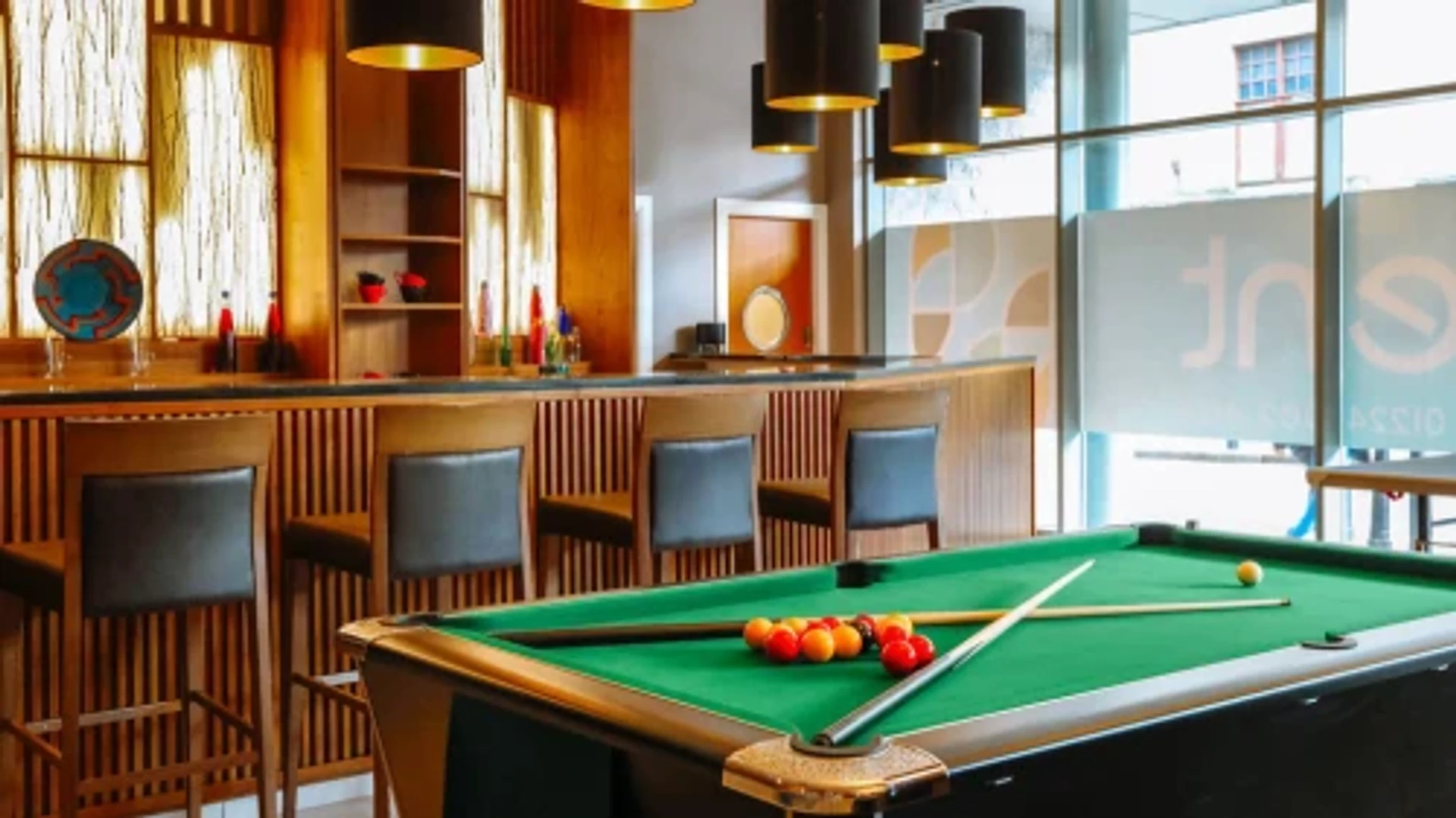 Chambre conviviale pour les étudiants dans  avec des équipements modernes