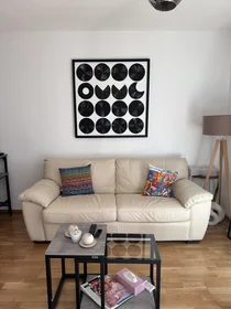 Logement entier à Europa-Allee 77, image 3 de 9