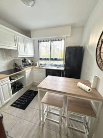 Quarto privado em Orléans, 45100, imagem 1 de 8