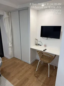 Privatzimmer in der Gagny, 93220, bild 2 von 6